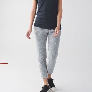 Lululemon Athletica Jet Crop Pants